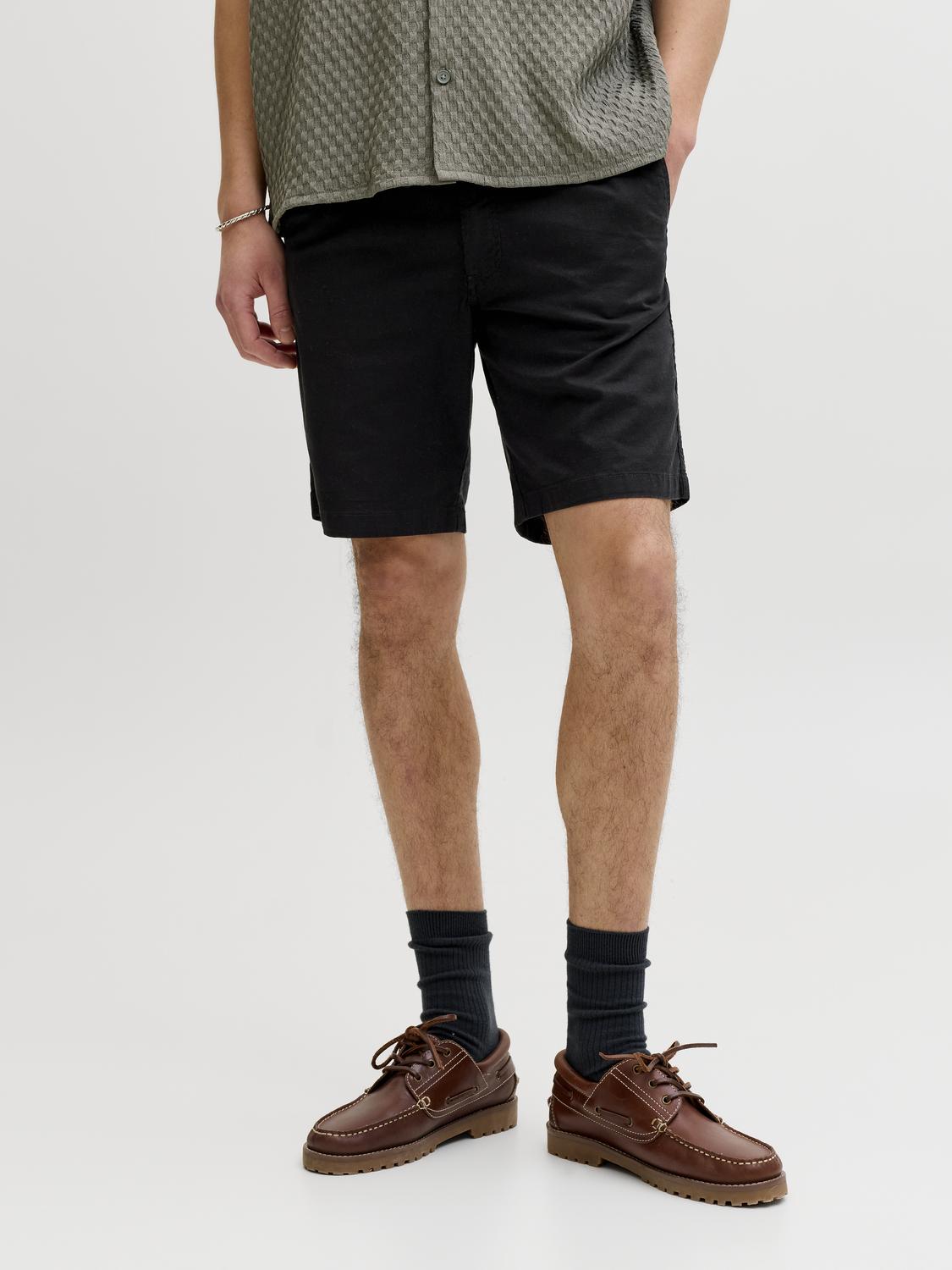 model_shot-front